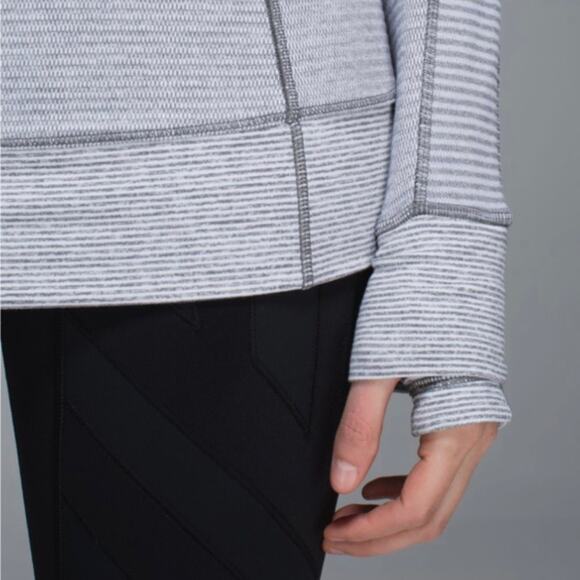 Lululemon Think Fast Hoodie size 2 - Picture 11 of 15